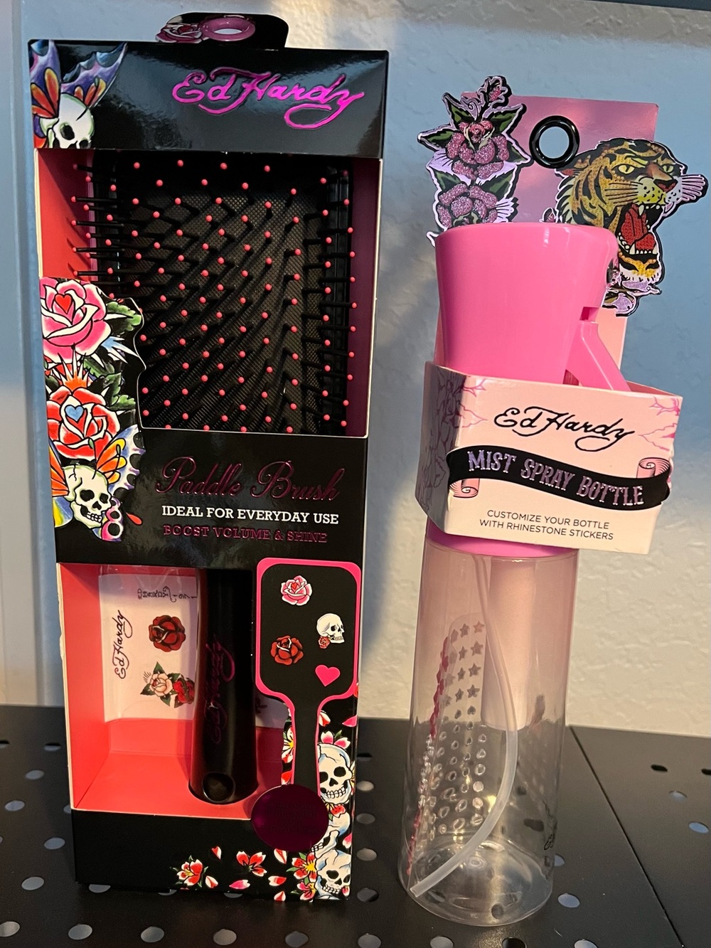 Ed Hardy Pink Paddle Brush & Pink Mist Spray Bottle Set